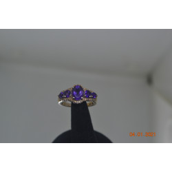 Amethyst (Ovl 1.00 Ct.) 5 Stone ring in Sterling Silver Nickel free