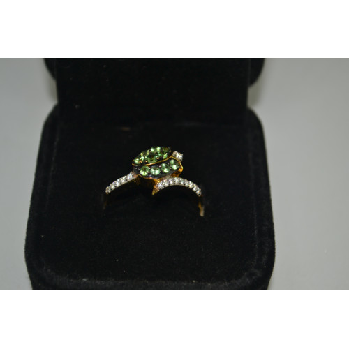 Brazilian Mint Garnet Moissanite Tulip flower ring. 18K