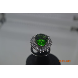 Ladies Helenite ( Pear 9.85 Ct.) White Topaz Ring in Platinum Overlay Sterling Silver, Nickel Free. Size 7 TGW 12.20 Cts.