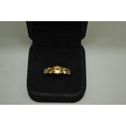 Brazilian Citrine (Rnd 1.25 Ct), Simulated Yellow diamond ring.